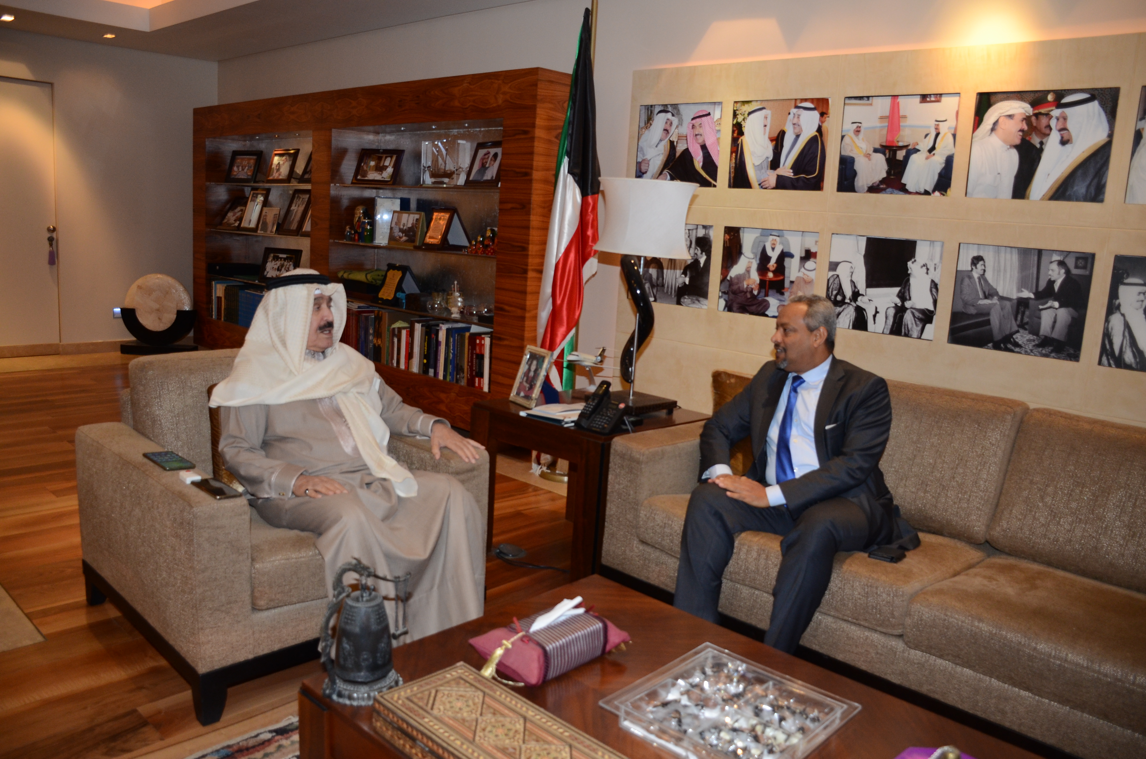 لقاء سعادة السفير مع العميد الصحافة الكويتية ورئيس تحرير جريدة السياسة